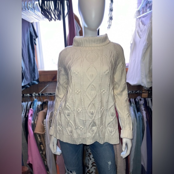 Cupcakes & Cashmere | Sweater - Picture 1 of 1